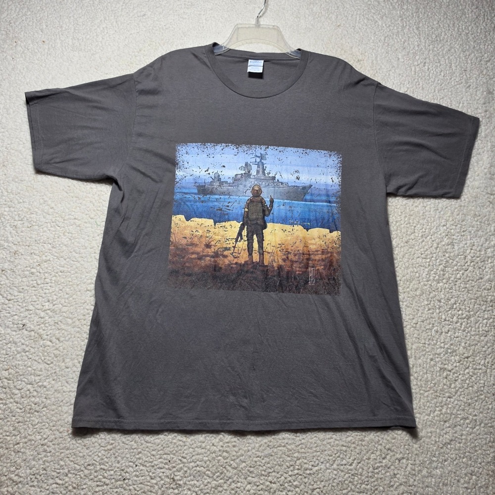 Port&Co Ukraine Soldier Russian Warship Graphic T-Shirt Gray Mens XL Boris Groh